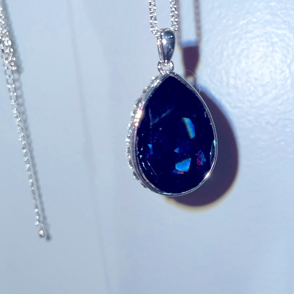 Touchstone Crystal Montana Drop Pendant Necklace - Picture 3 of 9